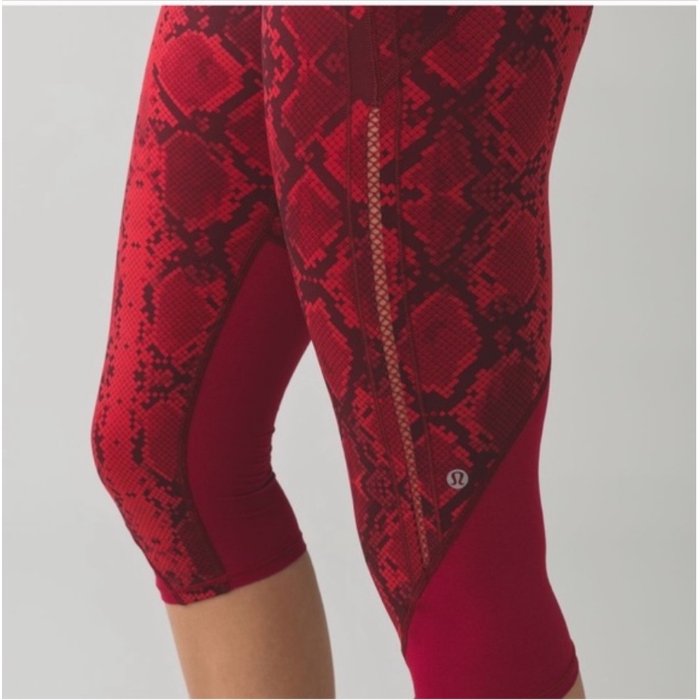 Lululemon High Times Pant Cropped Fullux